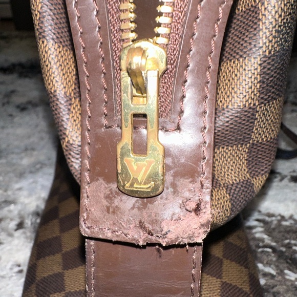 RARE* Louis Vuitton Damier Ebene Chelsea Shoulder Tote - Picture 5 of 5